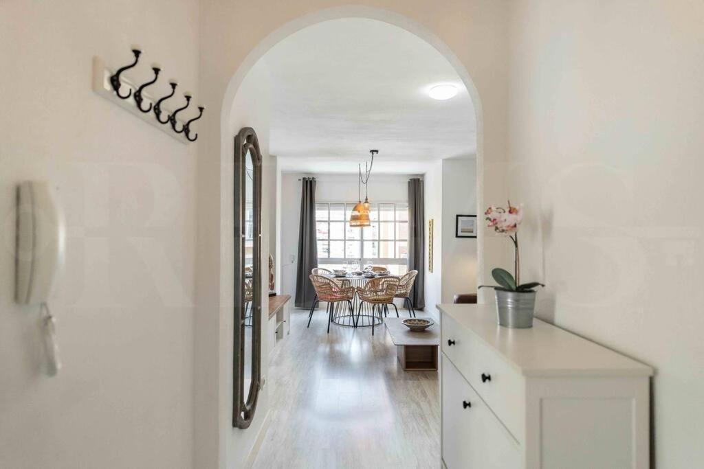 Spacious & Authentic Apartment By Rems Málaga Dış mekan fotoğraf