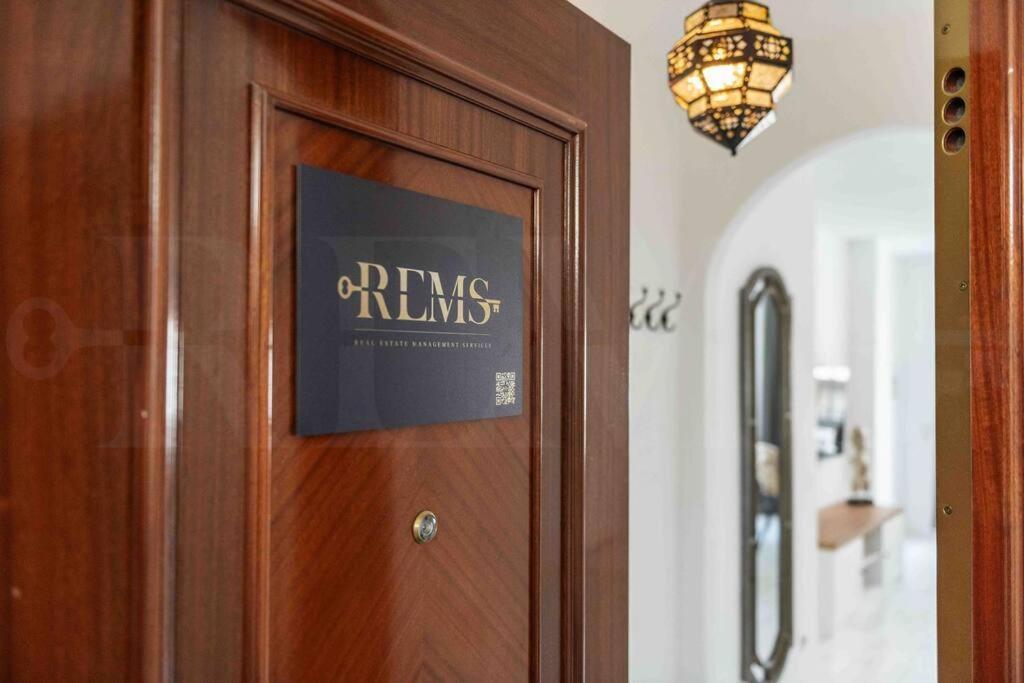 Spacious & Authentic Apartment By Rems Málaga Dış mekan fotoğraf