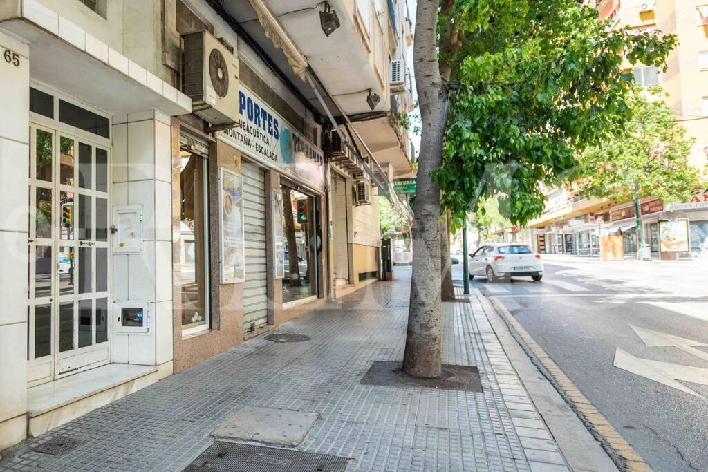 Spacious & Authentic Apartment By Rems Málaga Dış mekan fotoğraf